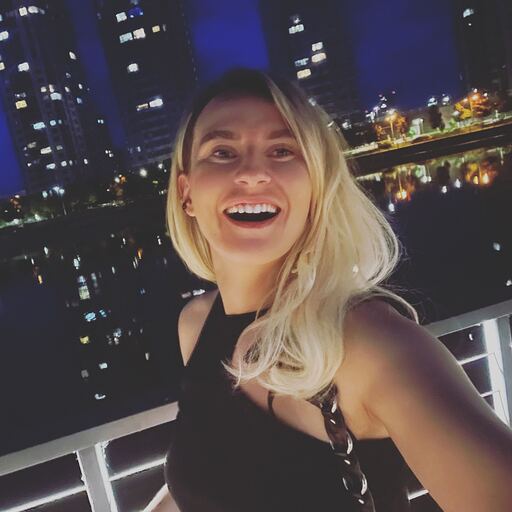 JULIA JJ